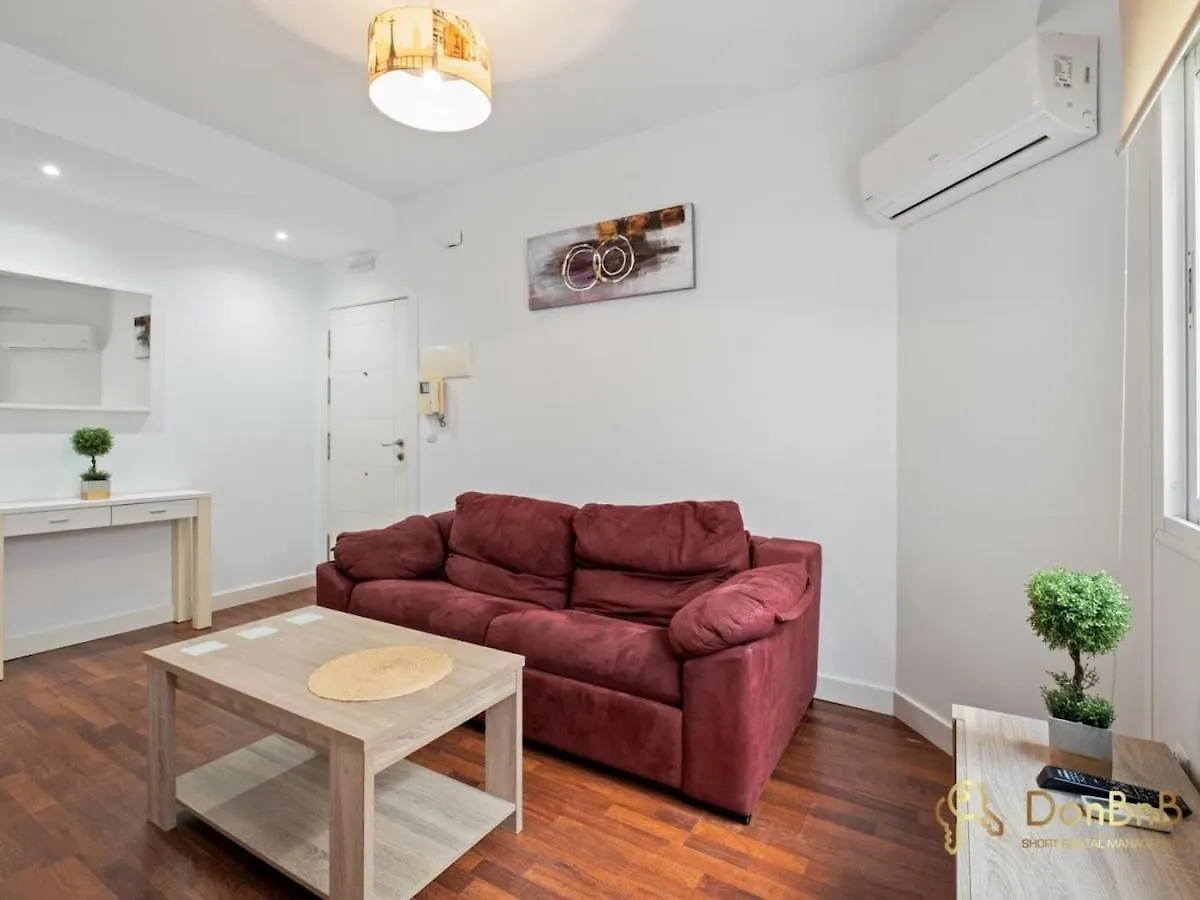 Apartment One Minute From Merced In Малага