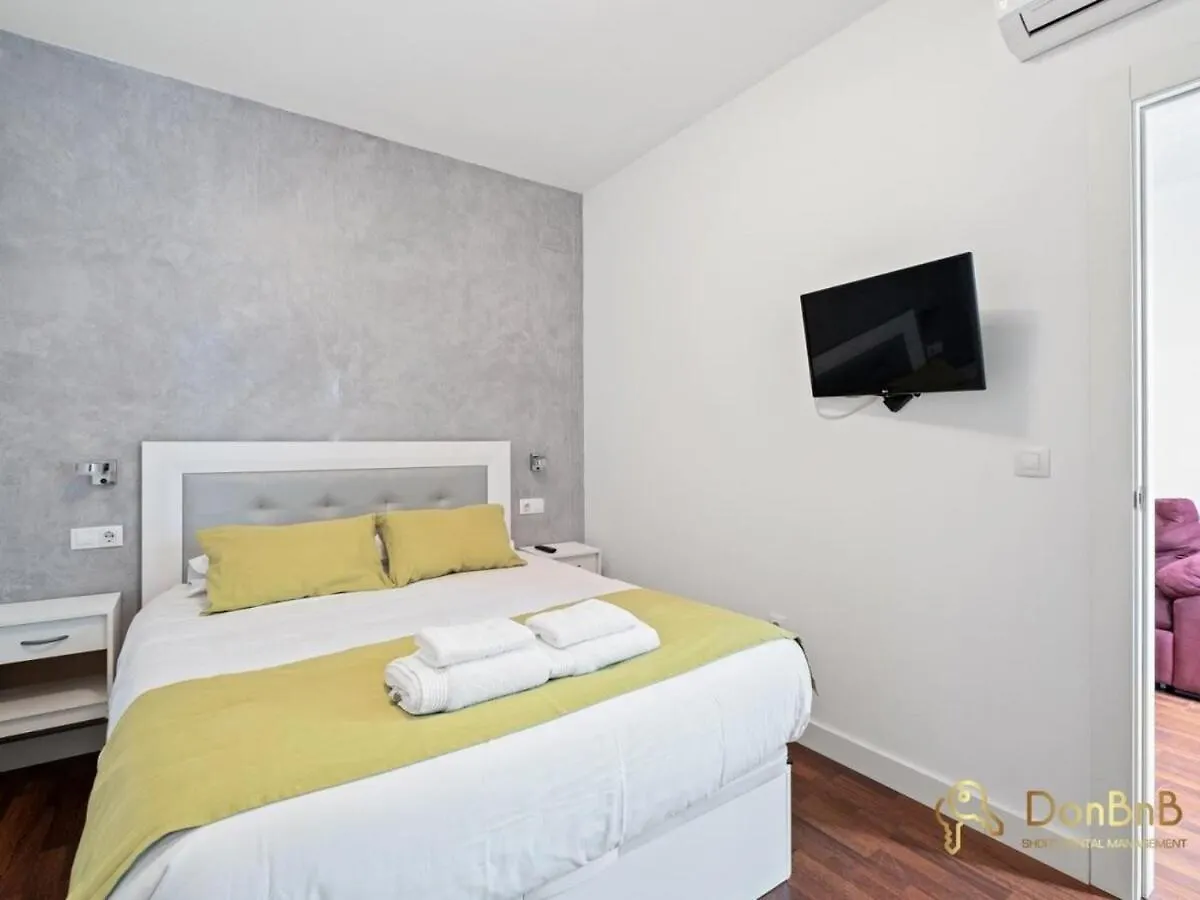 Apartment One Minute From Merced In Málaga Espanha